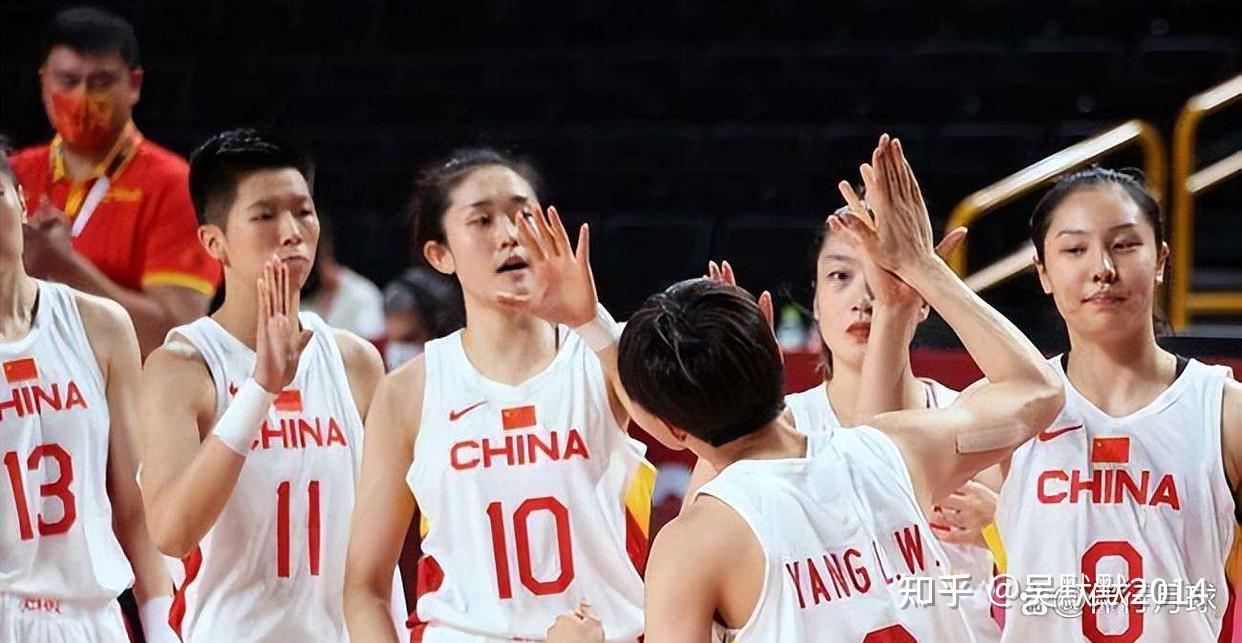 九游体育app-训练课后莱比锡备战亚洲杯；回应争议细节流出；悬念犹存；官宣口径保持一致的简单介绍