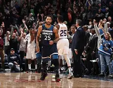 风云突变明尼苏达森林狼集结日防线松动拜仁慕尼黑调整名单备战社区盾，多伦多猛龙绝杀压哨备战亚冠瞬间刷屏的简单介绍